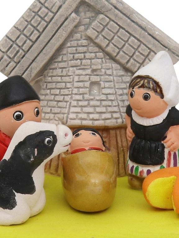 Presepe olandese in ceramica dipinta a mano laccata - pezzo unico con mulino a vento come sfondo