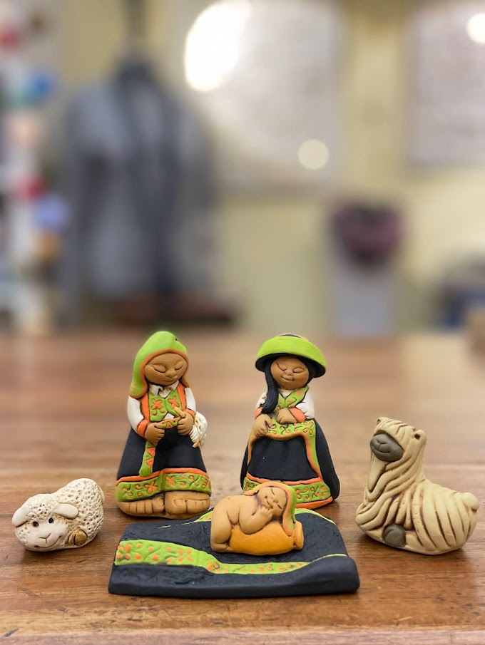 Presepe Peruviano terracotta, vestiti tradizionali