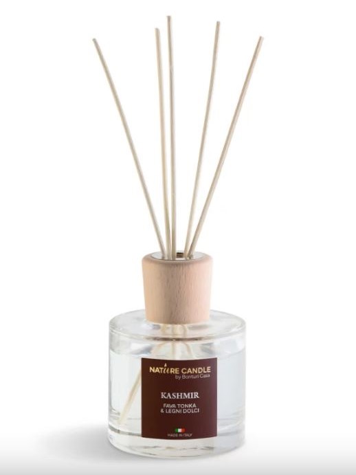 Profumatori di ambiente con bastoncini KASHMIR fava tonka e legni dolci - Nature Candle, Atelier