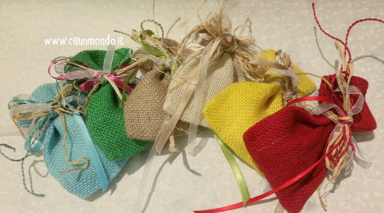 Bomboniera sacchetto di juta in colori assortititi