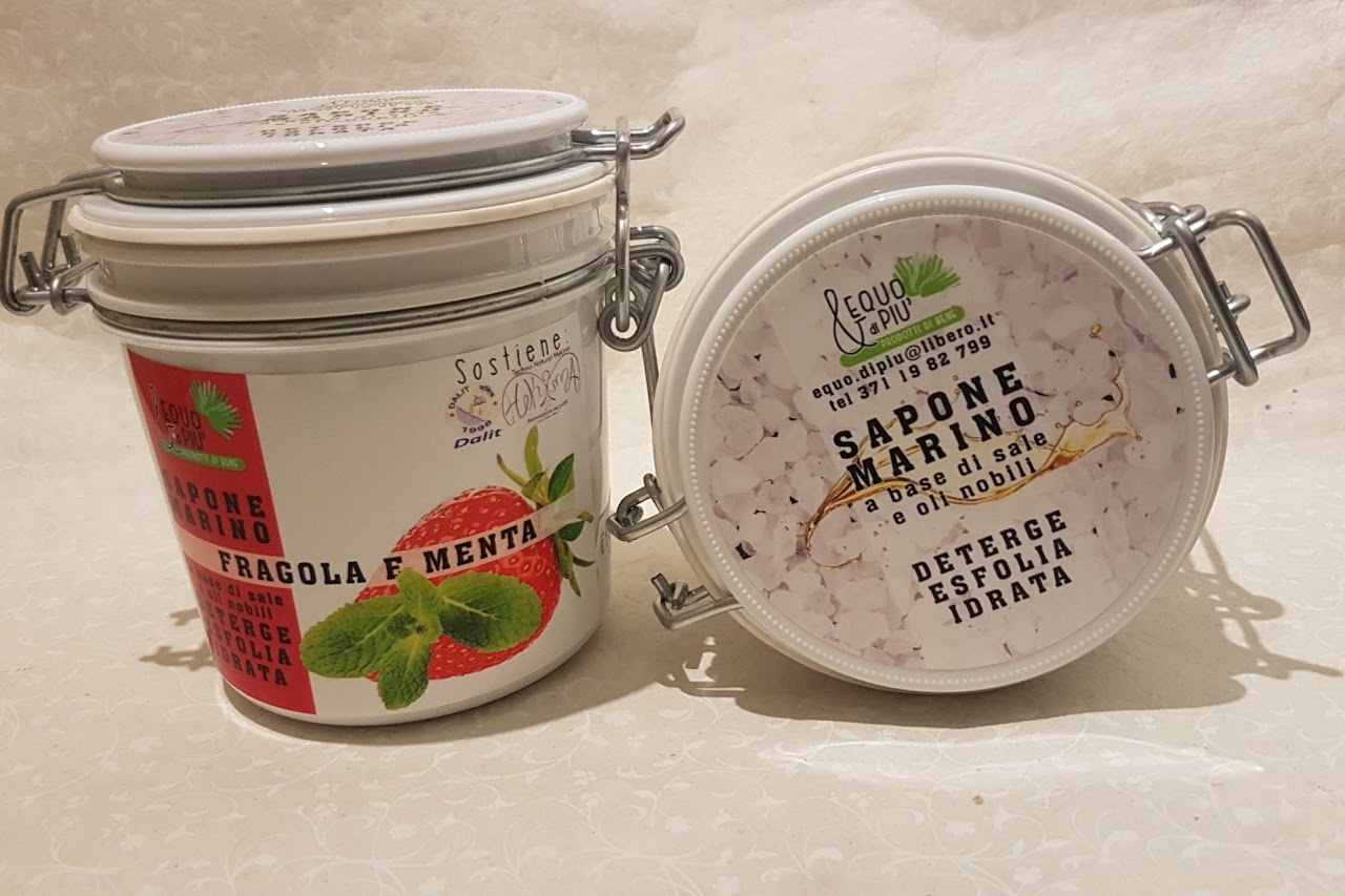 Sapone Marino Scrub delicato con granelli di sale FRAGOLA e MENTA