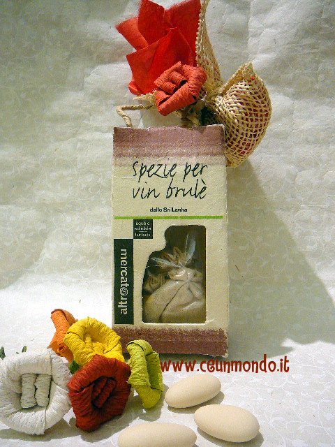 Sacchetto spezie con portaconfetti e fiore