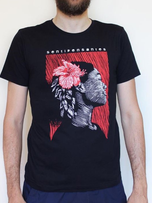 Maglietta unisex SENTIPENSANTES nera