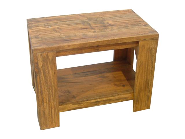 Tavolino in legno riciclato con ripiano basso