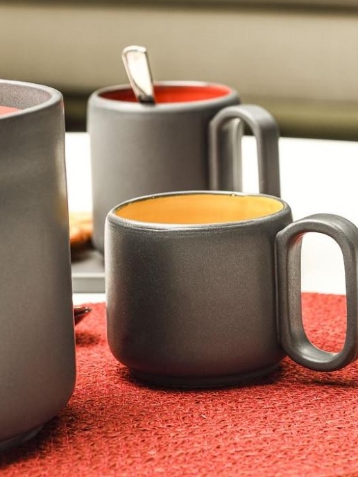 Tazza design piccola Modern Charcoal giallo