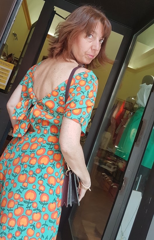 Tuta mini sul retro, nel colore rosa