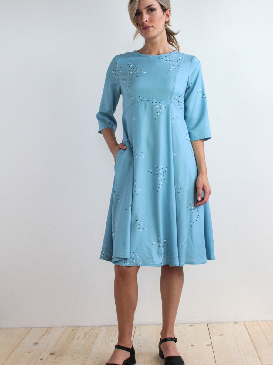 Vestito elegante cerimonia fantasia Volo azzurro, Goji 100% viscosa, On Earth Ethical Fashion.