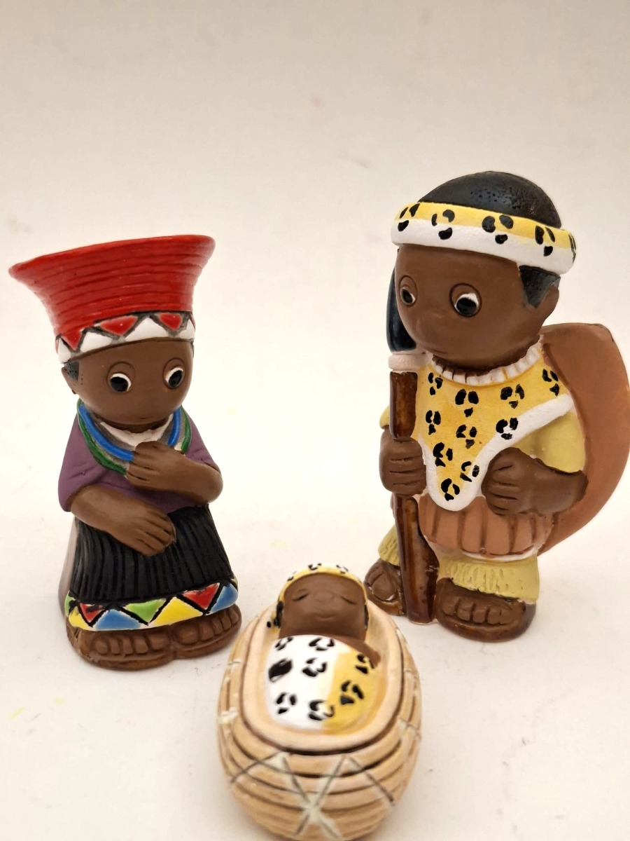 Presepe ZULU con 3 personaggi in terracotta